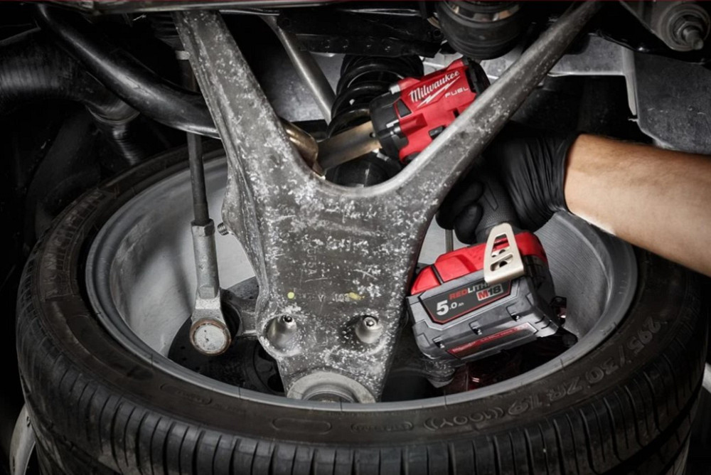 Гайковерт аккумуляторный бесщеточный 1/2'' MILWAUKEE, M18 FIW2F12-502Х, 339Нм, с кольцом (зарядное устройство M12-18 FC, 2 аккумулят Одесса - изображение 5