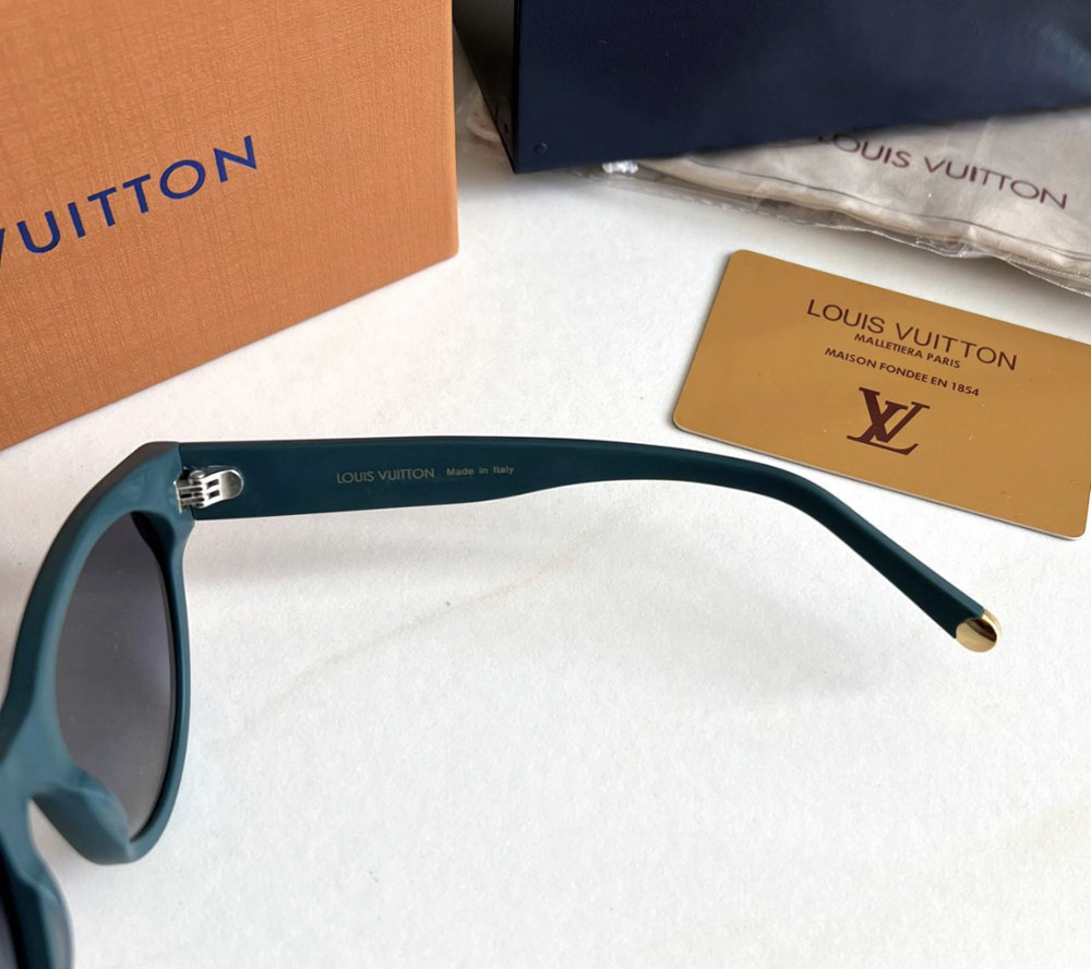 Женские солнцезащитные очки Lv (1523) green LUX Киев - изображение 2