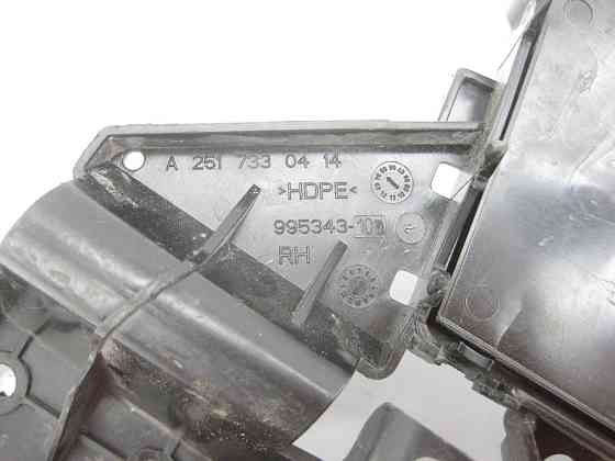 Mercedes-Benz  A2517330414 Кришка - кронштейн замка задніх правих дверей R-Class W251 Одеса