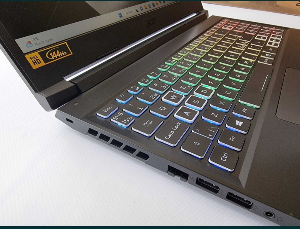 Ноутбук: ASER Nitro 5 R7 5800H/RTX 308016Gb/SSD 512gb+1TV/14Hz. Київ - фото 3