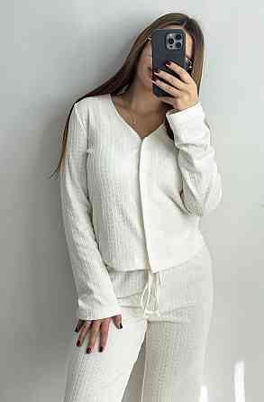 Універсальний жіночий костюм для дому та вулиці Молочний M-L Харків