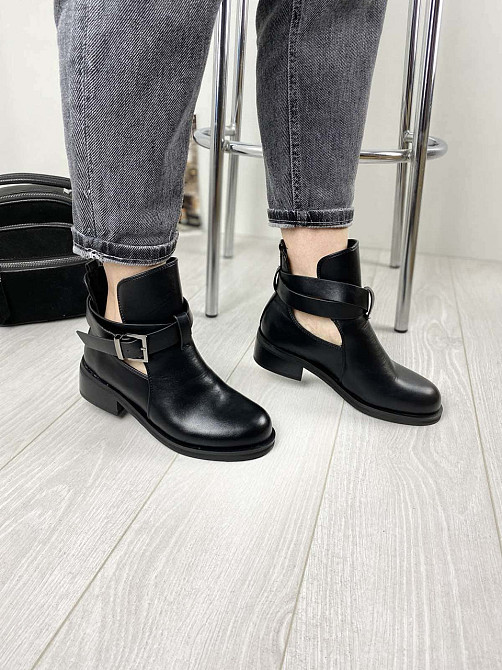 Жіночі черевики ANDNNON чорні еко-шкіра 39р. (1188) Коломия - фото 4