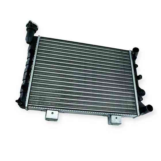 Радіатор охолодження двигуна 2104, 2105, 21073 інжектор Мукачево