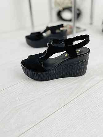 Injers Босоніжки жіночі INJERS 423 чорні (літо, замша натуральна) (970) Коломыя