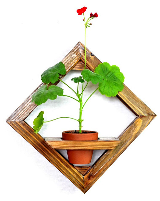 Полка настенная для цветов 