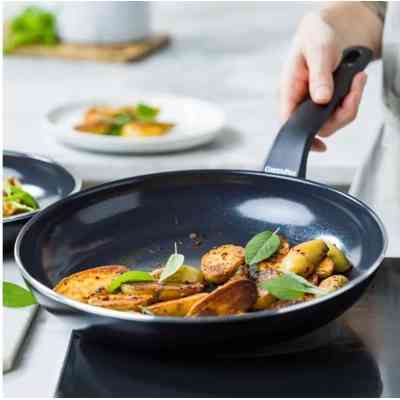 Сковорода GreenPan Essence Perforated Base, 20 см з керамічним покриттям (CC009038-001) Вінниця