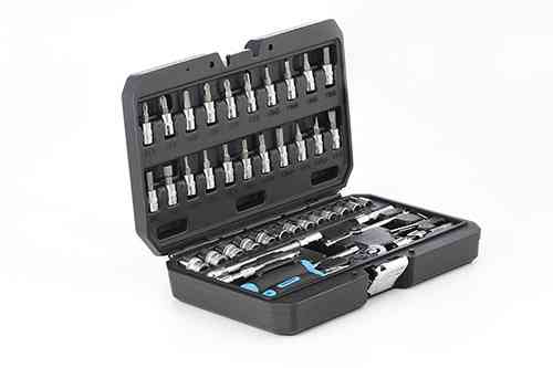 Набір торцевих насадок з тріскачкою CrV 1/4 (90 зубців), 46 шт., APRO Харків