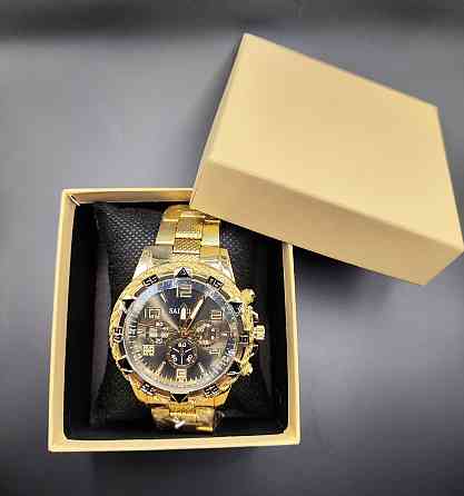 Годинник чоловічий золотистий з темним циферблатом у подарунковій коробці Сміла