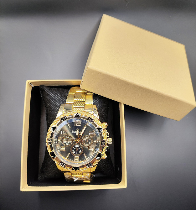 Годинник чоловічий золотистий з темним циферблатом у подарунковій коробці Сміла - фото 1