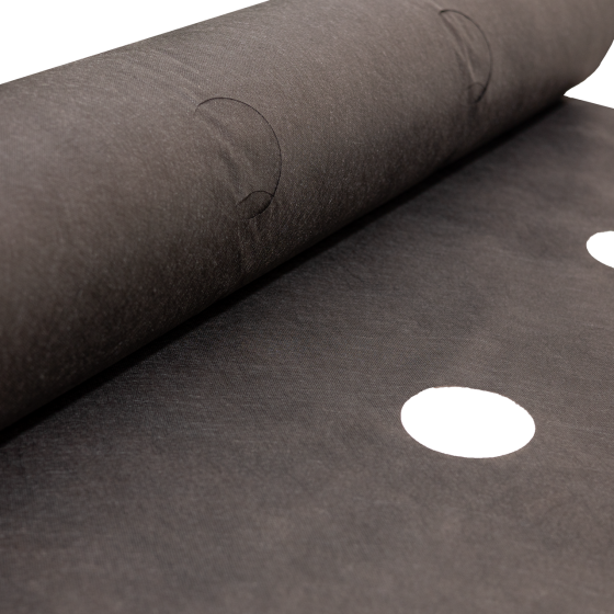 Агроволокно 90 г/м², 1.07×50 м чорне з перфорацією 2 отвори Дніпро