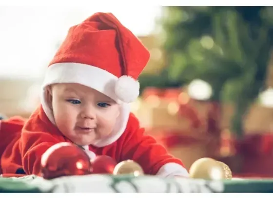 Новорічна шапка 24 на 32 см червоно-білий Київ