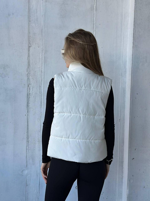 Жіноча тепла жилетка на блискавці плащівка емі на силіконі Одеса - фото 5