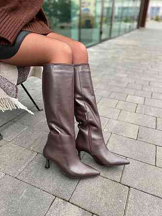 Чоботи жіночі демісезонні весна-осінь на низькому каблуці 6058 шоколадні з натуральної шкіри р. Коломия