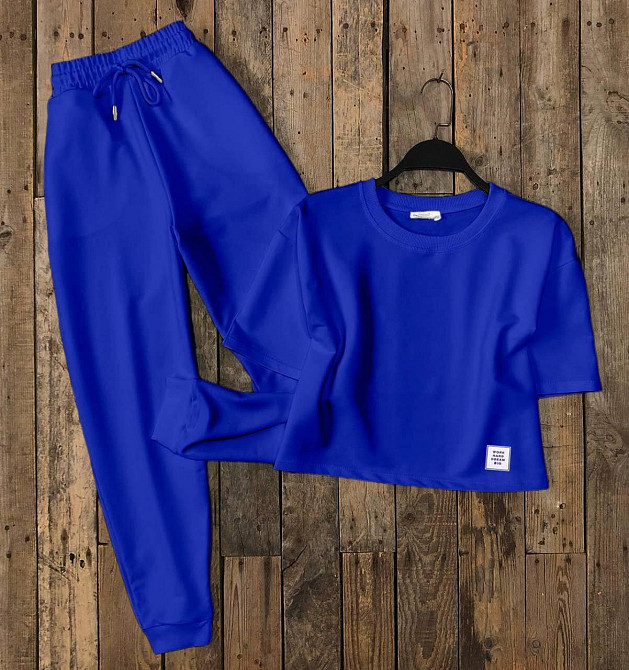 Жіночий прогулянковий костюм-двійка: укорочена футболка + джогери двонитка Електрик, 46/48 Одеса - фото 1