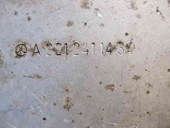 Mercedes-Benz  A2212411434 Захисний екран лівої подушки двигуна M272 V6 3.0 3.5л M273 V8 4.6 5.5л C-Class W204 E-Class W212 Одеса