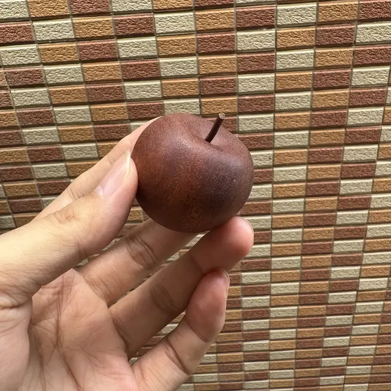 Деревянный аромадиффузор «Яблоко» – эко-декор и ароматизатор для авто, спальни и дома Киев - изображение 7