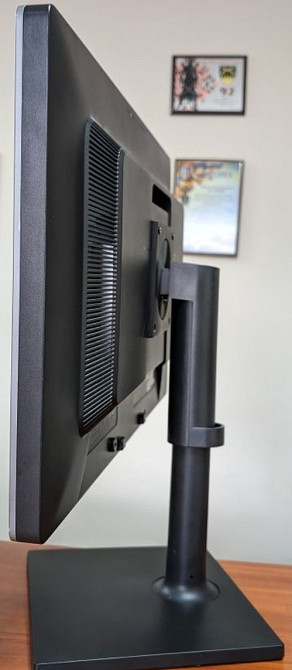 Монитор HP E241i 24