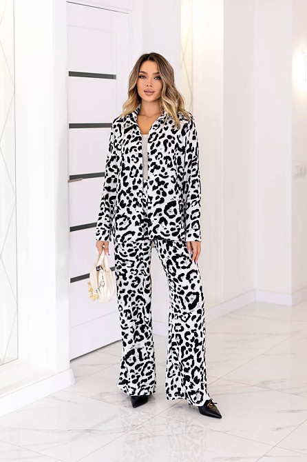 Жіночий легкий прогулянковий костюм: сорочка та штани американський креп Чорно-білий, 46/48 Одеса - фото 1