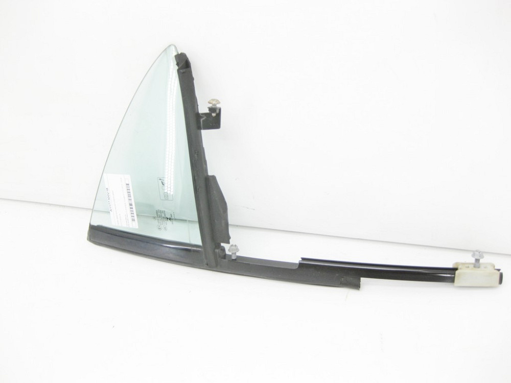 Mercedes-Benz  A1177300218 Глуха кватирка задніх правих дверей CLA C117 Одесса - изображение 4