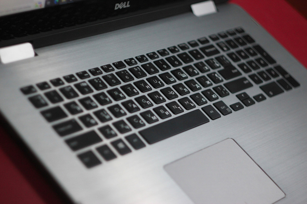 DELL 7779 17,3 IPS 940 mx Сенсорний i5-7200u Трансформер Ноутбук 12 gb Ssd 256 Б/У Київ - фото 4