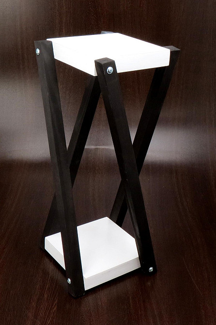 Подставка для цветов 