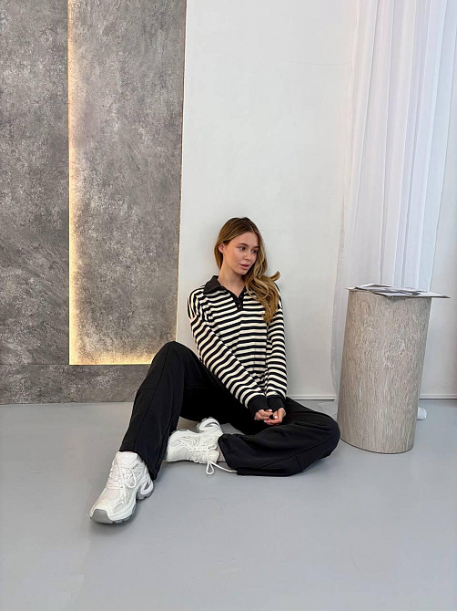 Женский стильный повседневный костюм поло на пуговицах, брюки палаццо тринитка. Графит Одесса - изображение 2