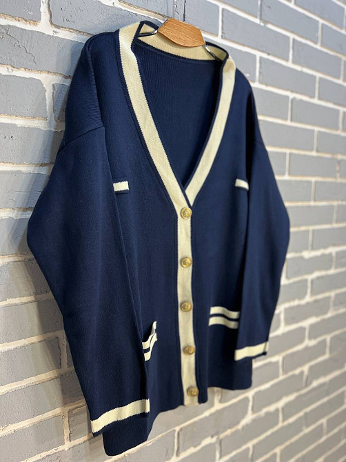 Кардиган жіночий ENJOY 001 золоті гудзики подовжений оверсайз з кишенями, темно-синій, one size Київ - фото 13