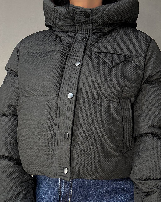 Куртка женская Lady Yep 10039 вафельная пуффер оверсайз с капюшоном черная, черный, 42 Киев - изображение 6