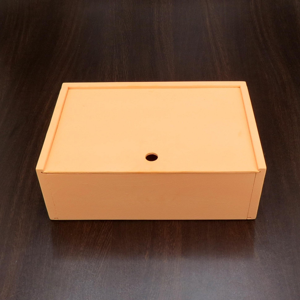 Подарочная коробка 