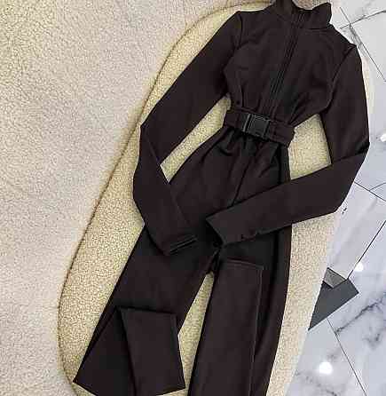 Женский стильный термо комбинезон  с поясом из плотного микродайвинга на флисе Одесса