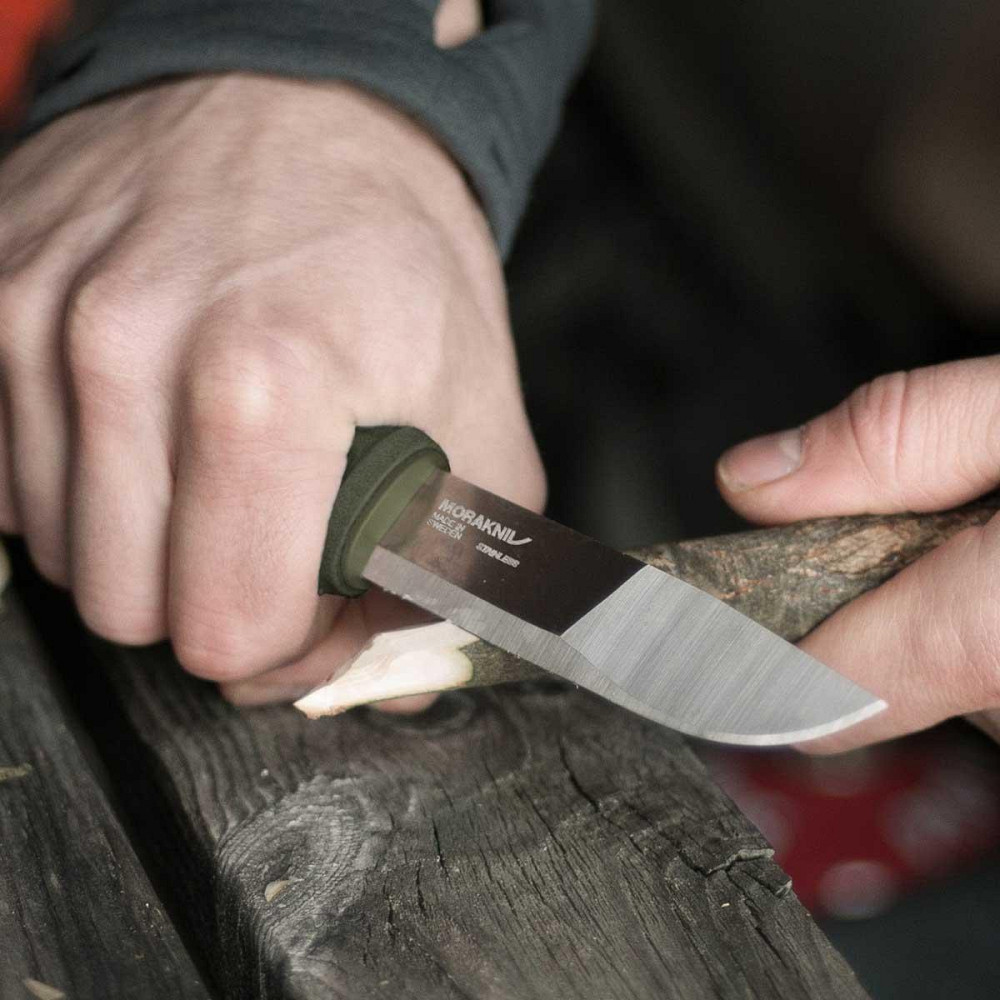 Туристический Нож с чехлом Morakniv 