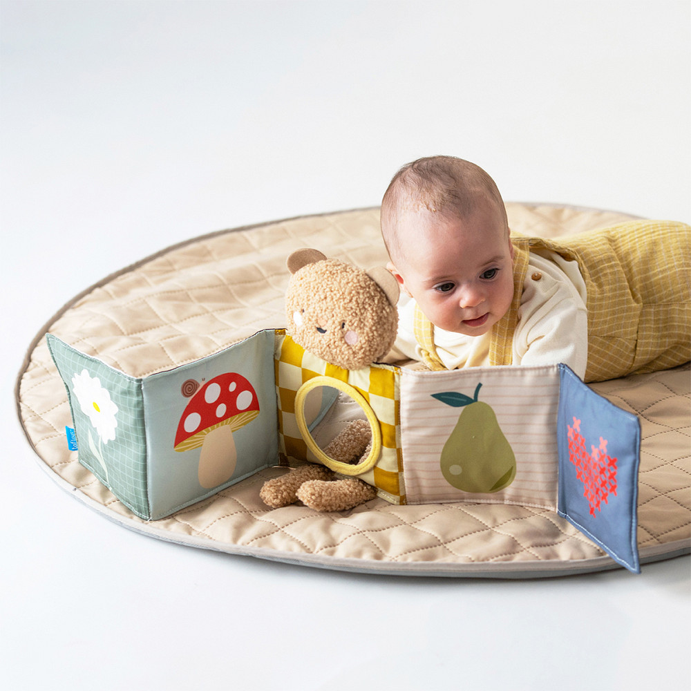 Розвивальна книжка-розкладушка 2-в-1 – Обійми ведмедика Дніпро - фото 8