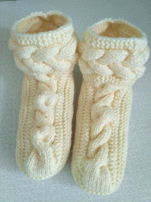 Домашние теплые комнатные  тапочки носки, цвет молочный, ручная работа топ Юрма одяг Киев - изображение 5