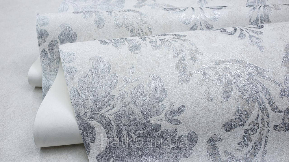 Шпалери метрові вінілові на флізеліні Sintra Classic класика вензель структурні сріблясті на білому 406649 Київ - фото 4