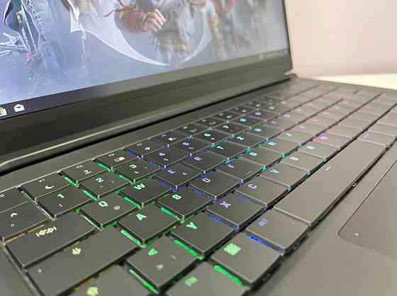 Ноутбук: XMG 15.6" 144Hz ,i7-9750H, GTX 1660Ti , SSD 256Gb, RAM 16Gb. Київ