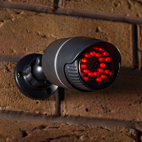 Камера-муляж Defender CCTV с 25 ИК LED, фальшивая камера видеонаблюдения для улицы и помещения, черная Киев