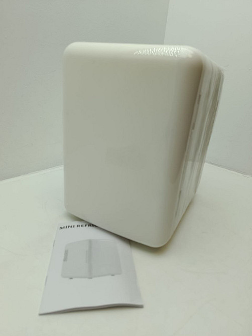 Портативний міні-холодильник 2-в-1 охолодження та підігрів 4л 220\12v VIYSPNV LU-22 Луцк - изображение 2