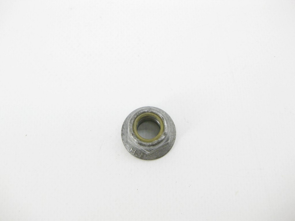 Mercedes-Benz  N000000008269 Гайка реактивної штанги до кулака M12 x 1,5 mm A-Class W176 B-Class W246 E-Class W213 C207 C238 CLA C117 GLA X156 CLS C21 Одесса - изображение 1