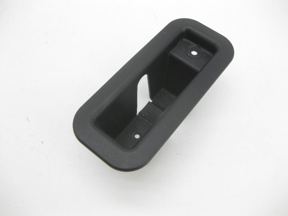 Mercedes-Benz  A1669242837 9051 Накладка петлі замка заднього сидіння внутрішня ліва чорна GL/GLS X166 Одеса - фото 6