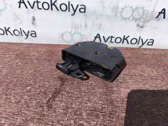 Замок сидіння VW T5 2003-2015 (7H0883389) Ковель