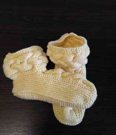 Домашние теплые комнатные  тапочки носки, цвет молочный, ручная работа топ Крохатушка одяг Киев
