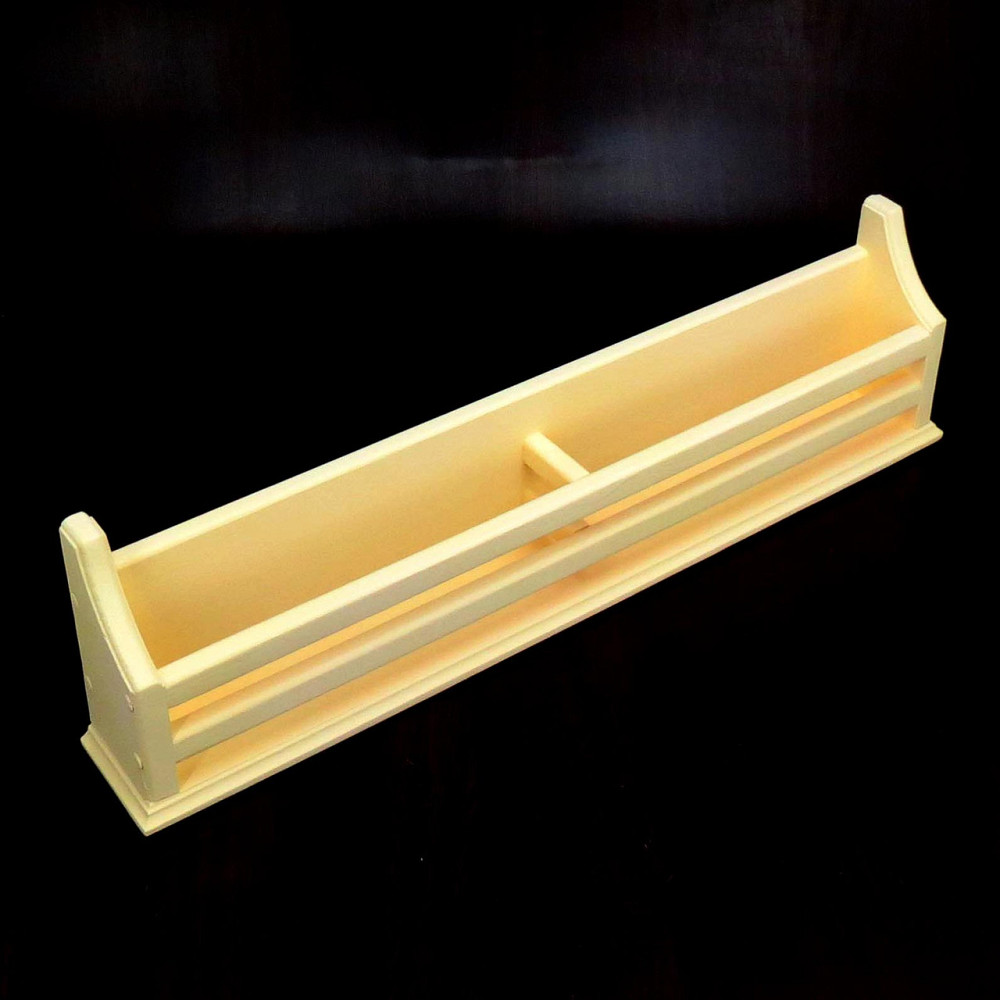 Настенная книжная полка 