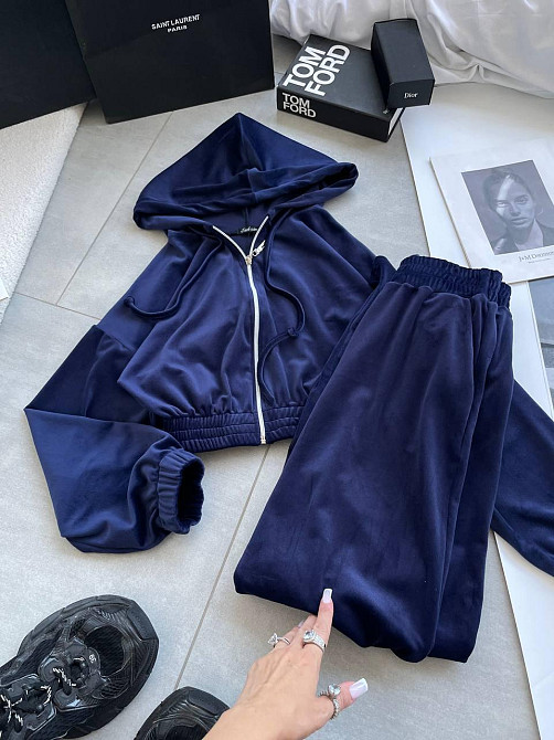 Женский прогулочный оверсайз костюм двойка: кофта и штаны турецкий велюр. Темно-синий Одесса - изображение 4