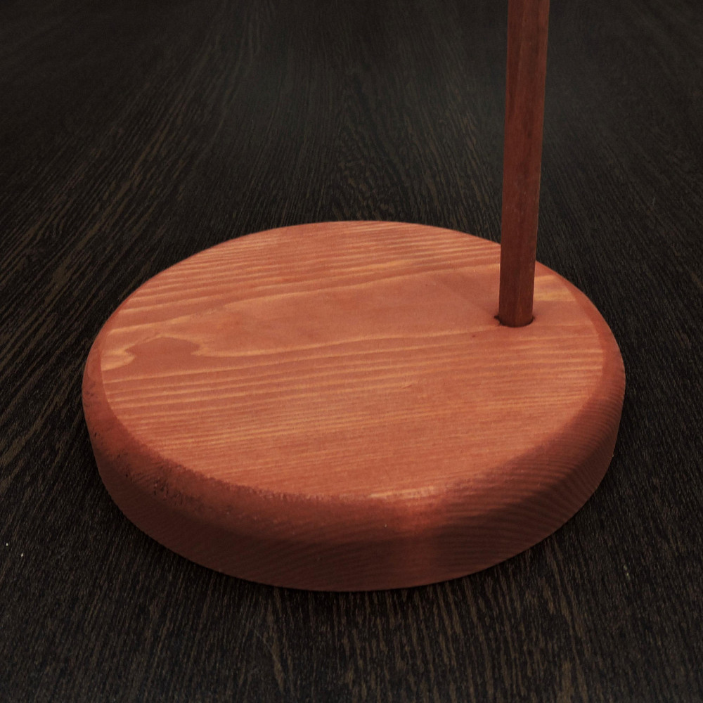 Подставка для кукол 