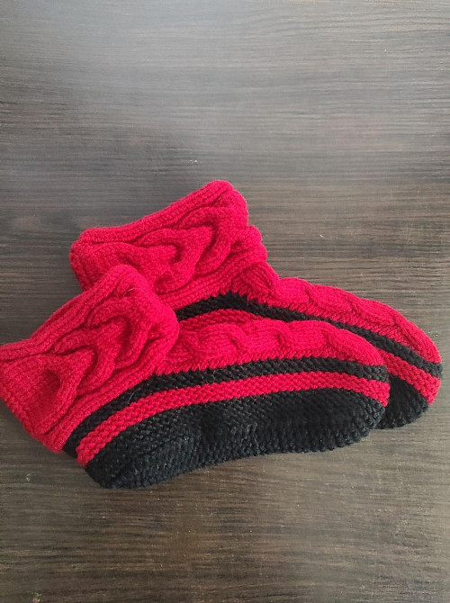 Домашні кімнатні капці-шкарпетки ручної роботи топ Крохатушка одяг Київ - фото 3