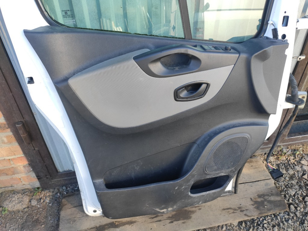 Карта обшивка передніх лівих дверей Renault Trafic III 2014-2023 Ковель - изображение 2
