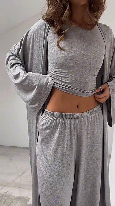 Женский базовый повседневный костюм тройка: кардиган лонгслив и штаны вискоза Меланж, 42/46 Одесса - изображение 3