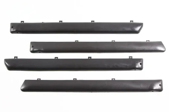 Накладки на двері 2106 пластм. (батони) Вінниця