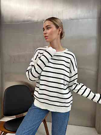 Жіночий базовий смугастий светр оверсайз шерсть 70% акрил 30% Білий Одеса