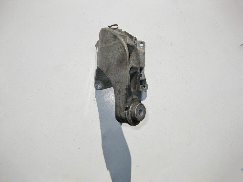 Mercedes-Benz  A2722232704 Кронштейн опори двигуна лівий M272 V6 3.0 3.5л C-Class 4matic Одесса - изображение 2